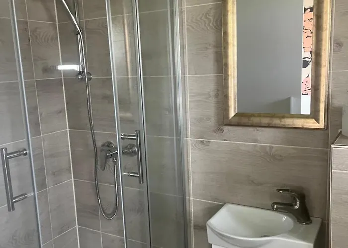 Проживание в семье Appartementshaus Vlora *